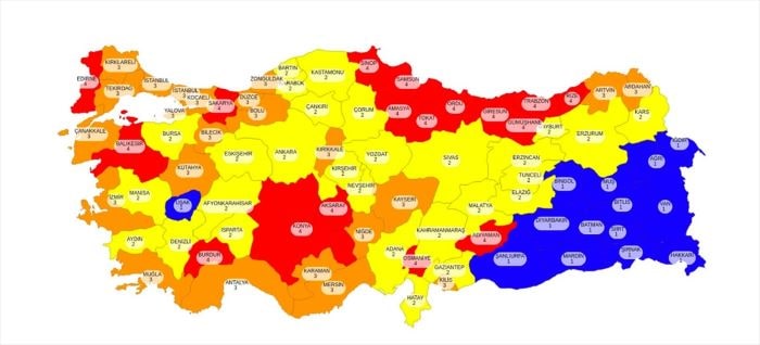 Koca, kovid-19 risk haritasını açıkladı