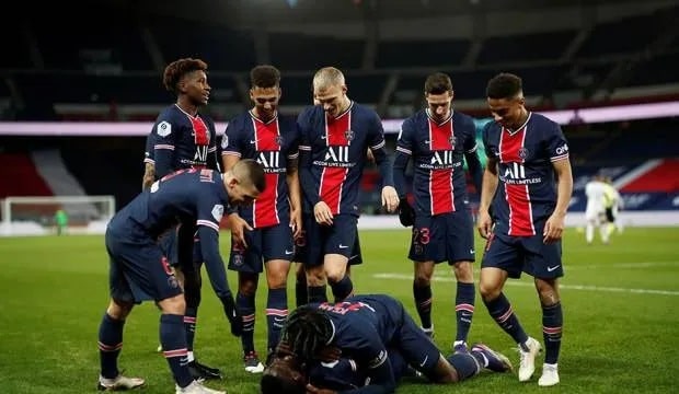 PSG, Strasbourg’u 4-1 yendi