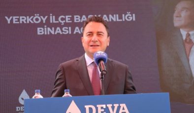 Babacan; her alanda sorunlar gittikçe büyüyor