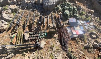 3 PKK’lı mağarada ölü ele geçirildi