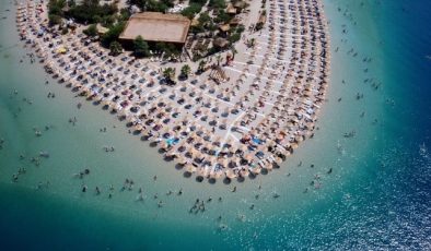 Muğla’nın turistik ilçelerinin sahillerinde yoğunluk yaşanıyor