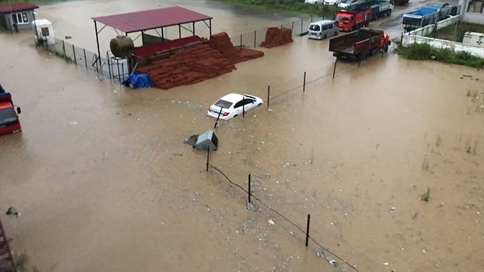 Rize’de sel ve heyelan:  5 ölü, 3 kayıp