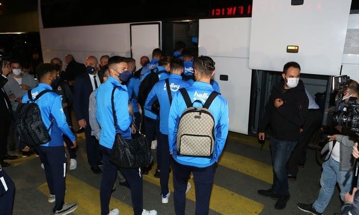 Fenerbahçe kafilesi, Trabzon’a geldi