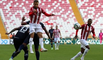 Sivasspor, Antalyaspor ile 2-2 berabere kaldı